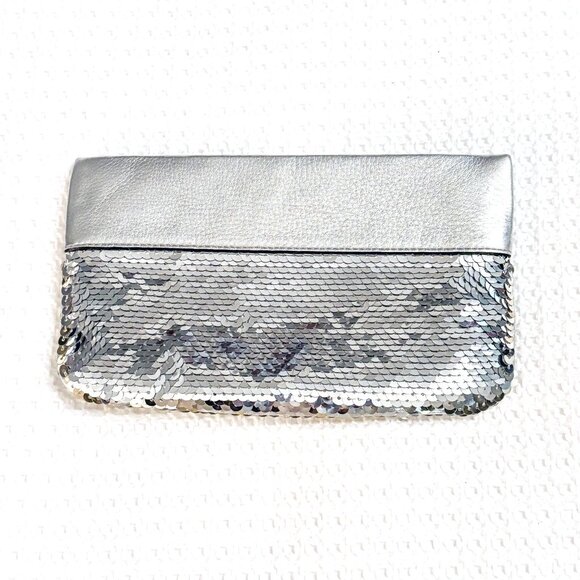 Coach Poppy Silver Sequin Wristlet Purse Handbag Wallet Clutch - Picture 3 of 11